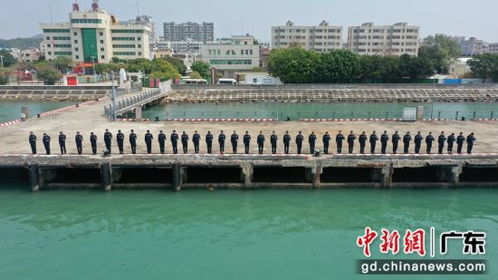广东汕尾海警局祭奠汪晓龙逝世一周年