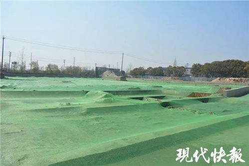 南京长江边旧码头变身 小游园 ,整治初见成效